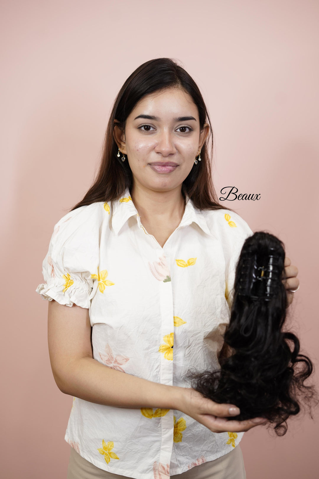 Claw clip ponytail ( curly )